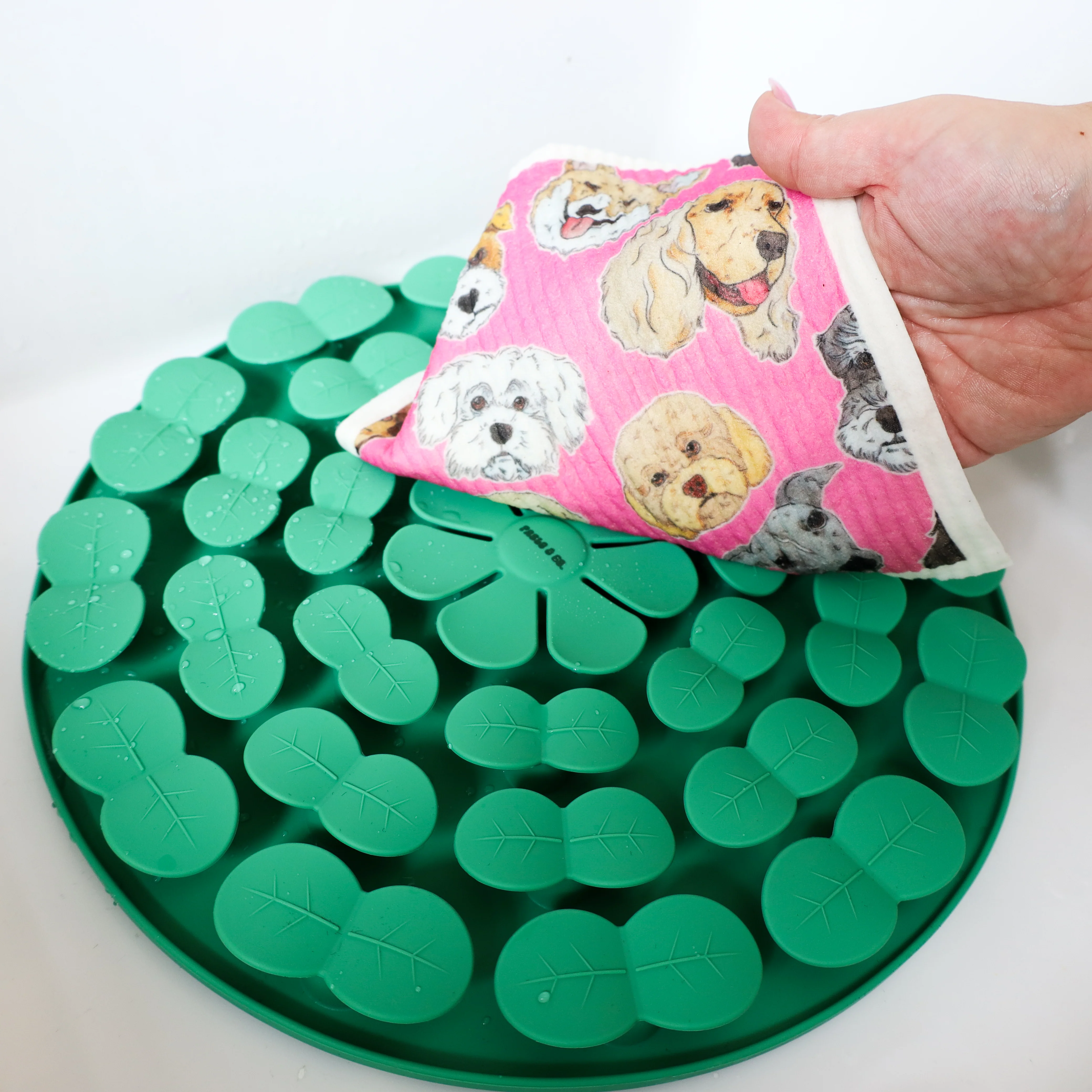 Enrichment Hide n’ Seek Snuffle Mat - Image 11