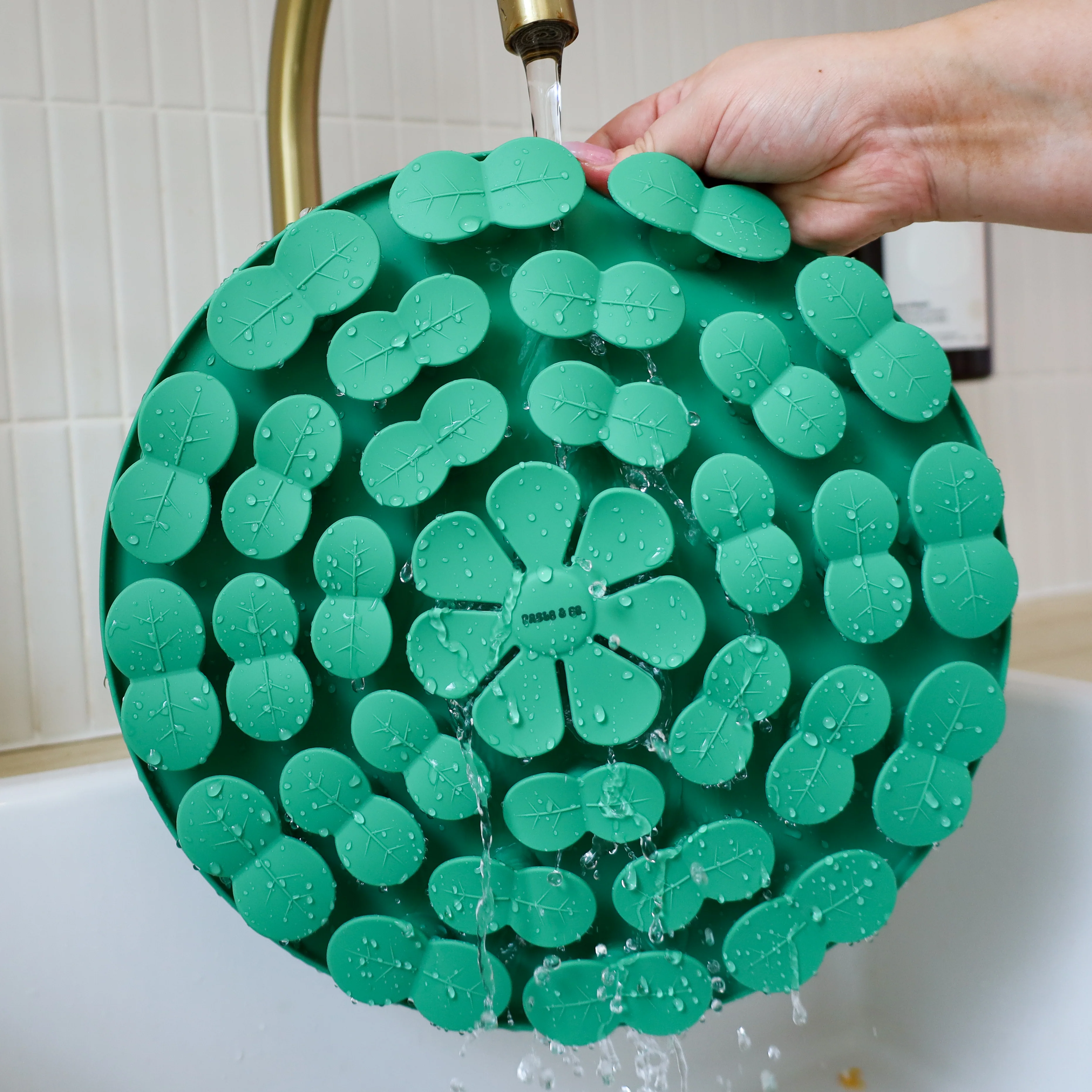 Enrichment Hide n’ Seek Snuffle Mat - Image 2